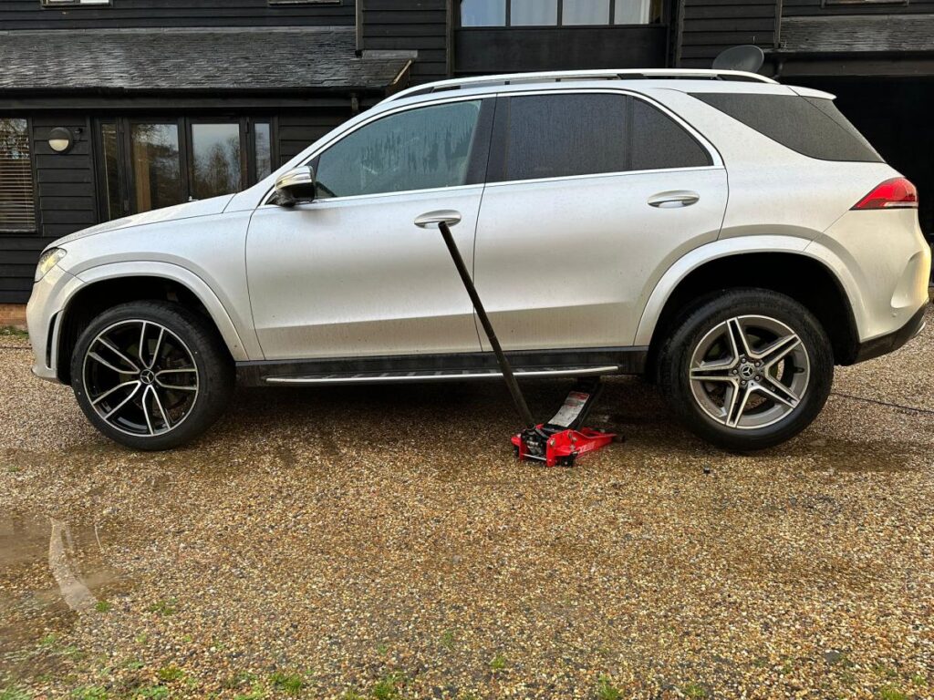 mobile tyre