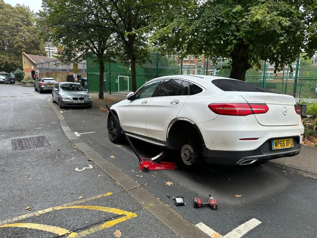 Call out puncture repair
